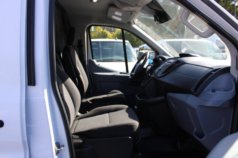 Used 2018 Ford Transit 150 130 Low Roof image 7