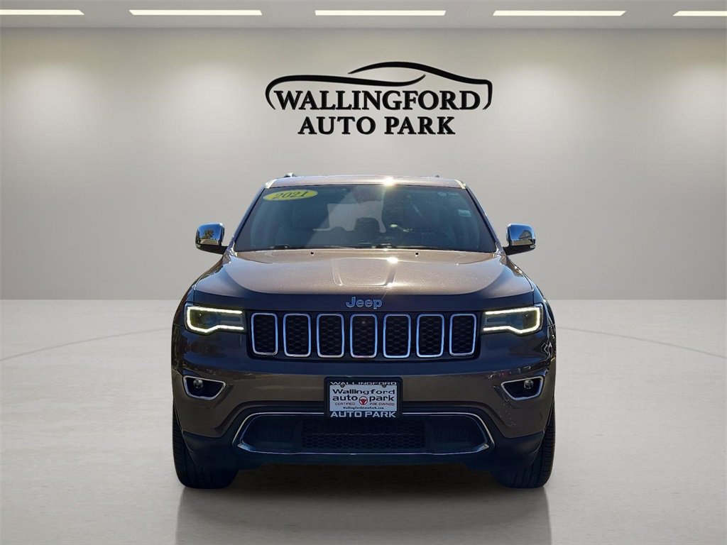 Used 2021 Jeep Grand Cherokee Limited w/ Luxury Group II image 2