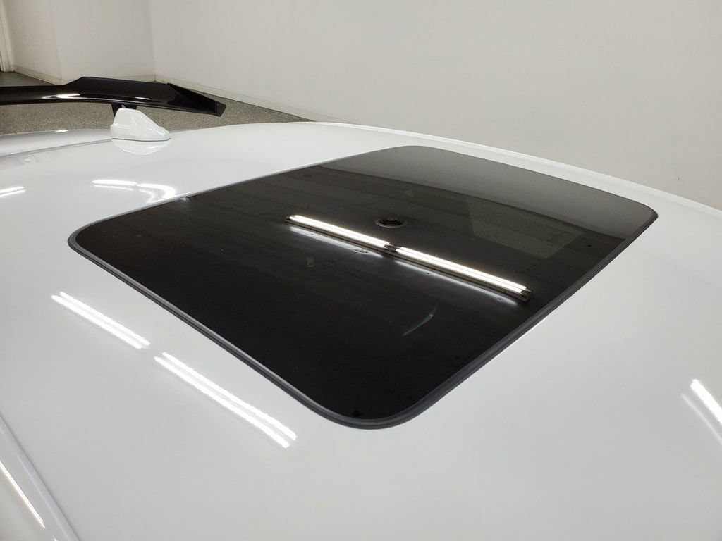 Used 2021 Chevrolet Camaro ZL1 w/ LPO, ZL1 Protection Package RWD image 19