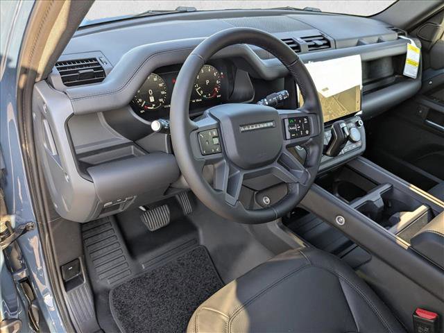 New 2026 Land Rover Defender 110 X-Dynamic SE AWD/4WD image 3