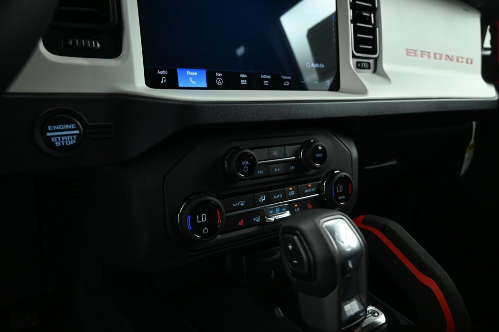 New 2026 Ford Bronco Heritage Edition AWD/4WD image 12
