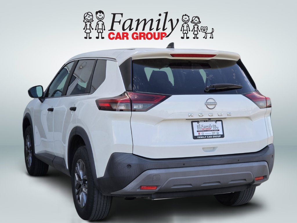 Used 2023 Nissan Rogue S FWD image 3
