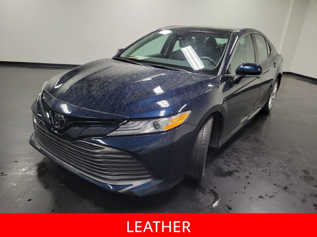 Used 2019 Toyota Camry XLE FWD image 4