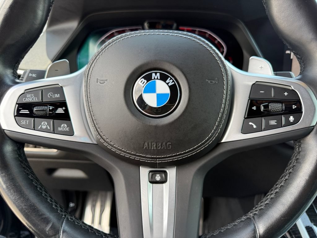 Used 2022 BMW X7 xDrive40i w/ M Sport Package AWD/4WD image 20