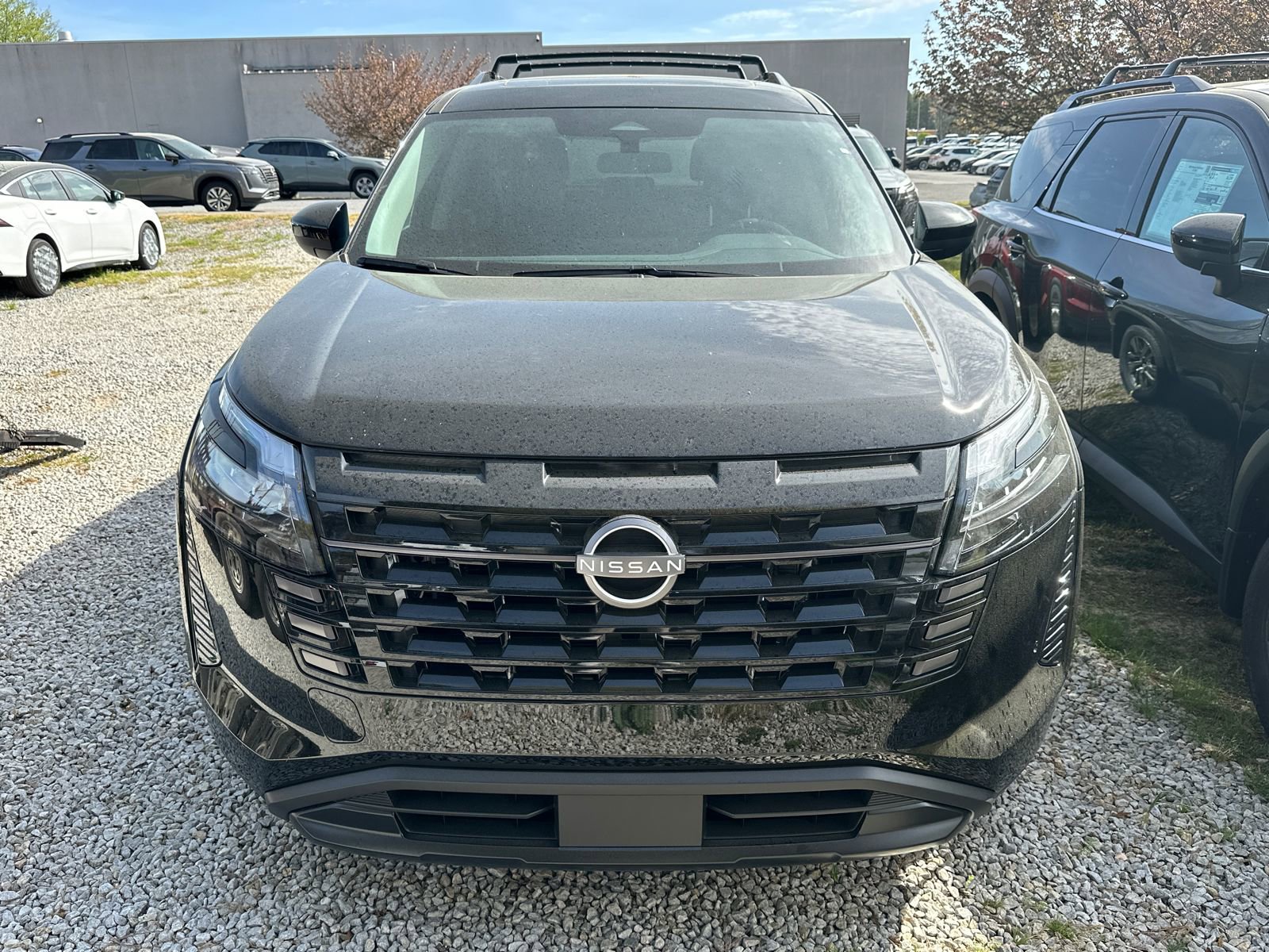 New 2026 Nissan Pathfinder SV w/ SV Premium Package image 2