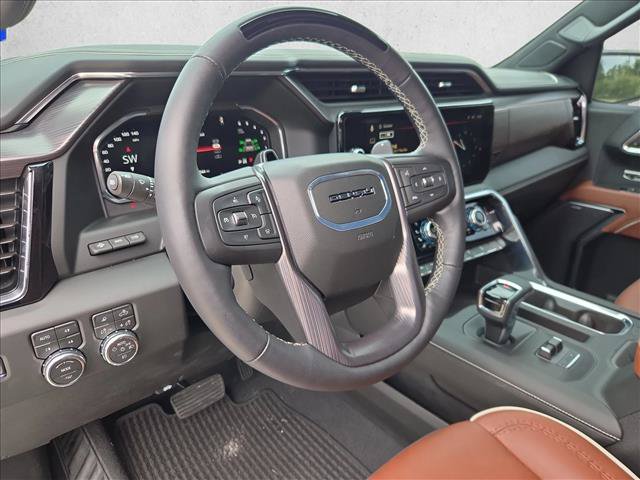 Used 2026 GMC Sierra 1500 Denali Ultimate AWD/4WD image 9