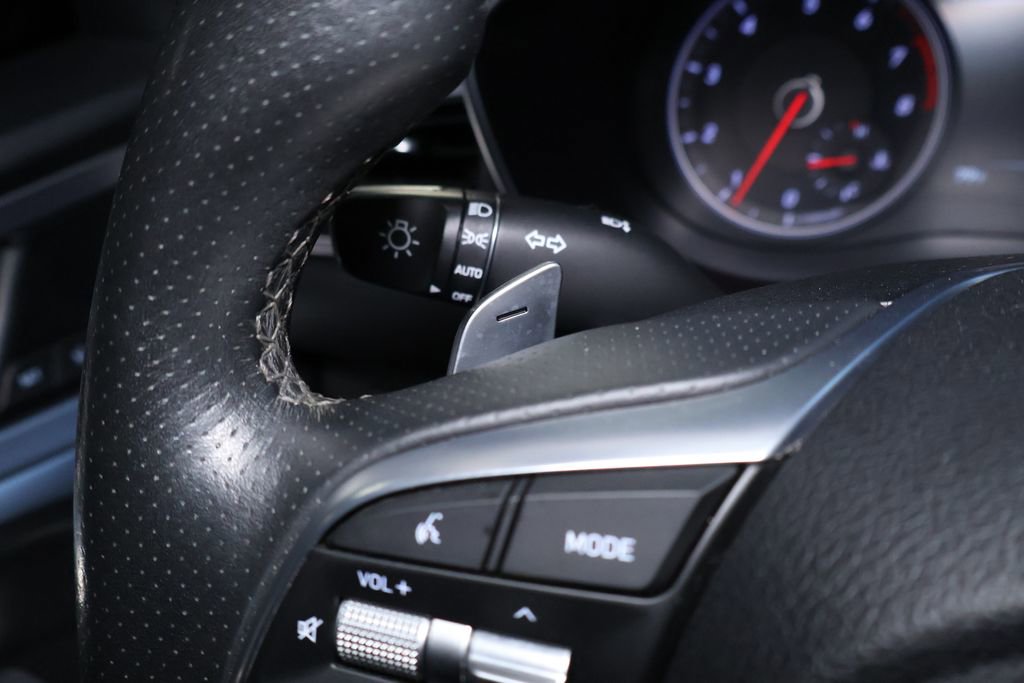 Used 2020 Genesis G70 2.0T w/ Elite Package image 24