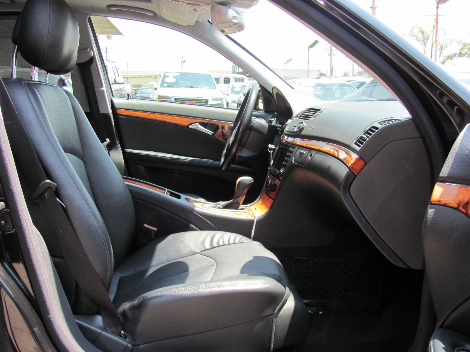 Used 2006 Mercedes-Benz E 350 Sedan image 16