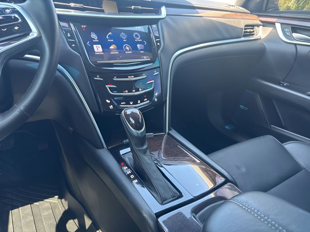 Used 2015 Cadillac XTS Luxury w/ Driver Awareness Package FWD image 17