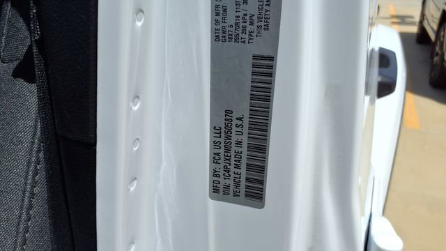 Used 2025 Jeep Wrangler Sahara image 31