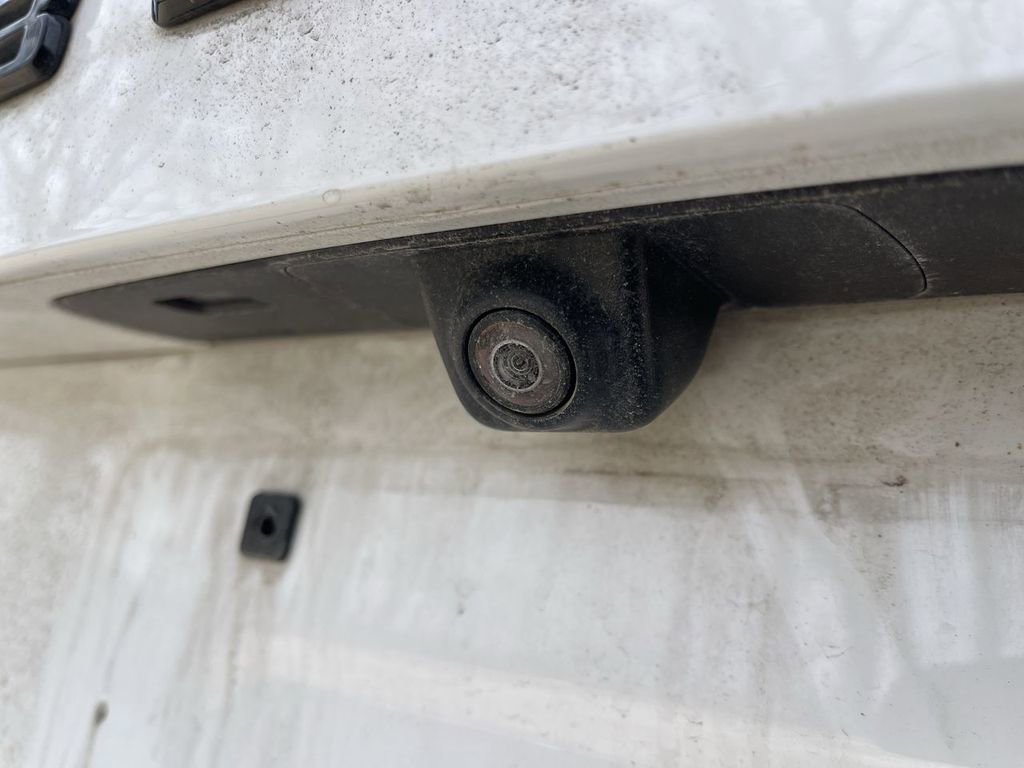 Used 2022 Chevrolet Suburban RST w/ Luxury Package image 7