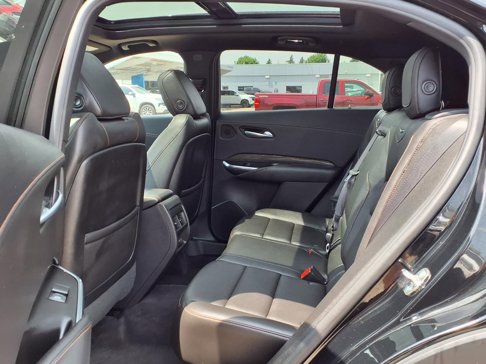 Used 2020 Cadillac XT4 Sport w/ Cold Weather Package AWD/4WD image 11