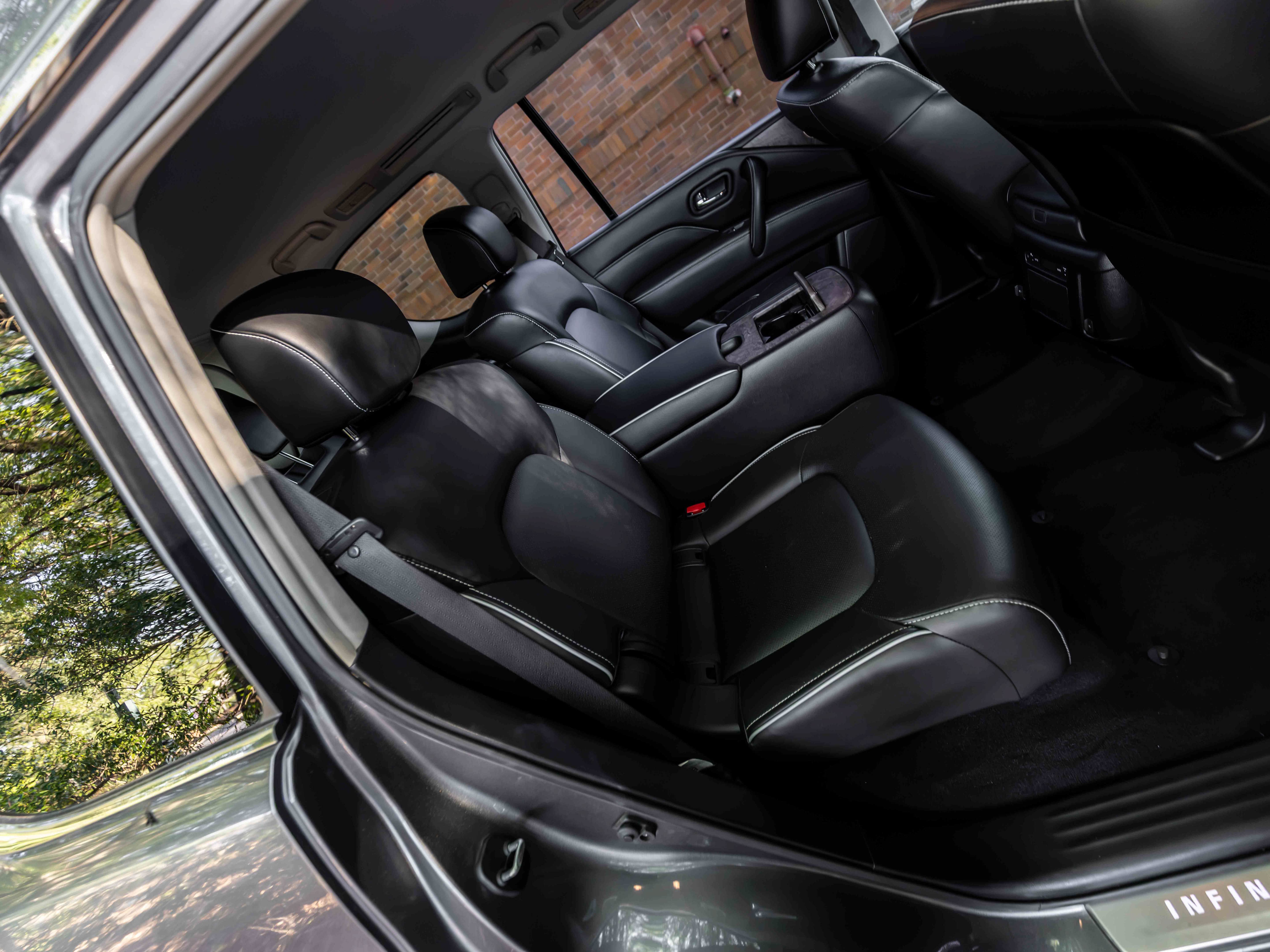 Used 2021 INFINITI QX80 Premium Select w/ All-Season Package RWD image 15