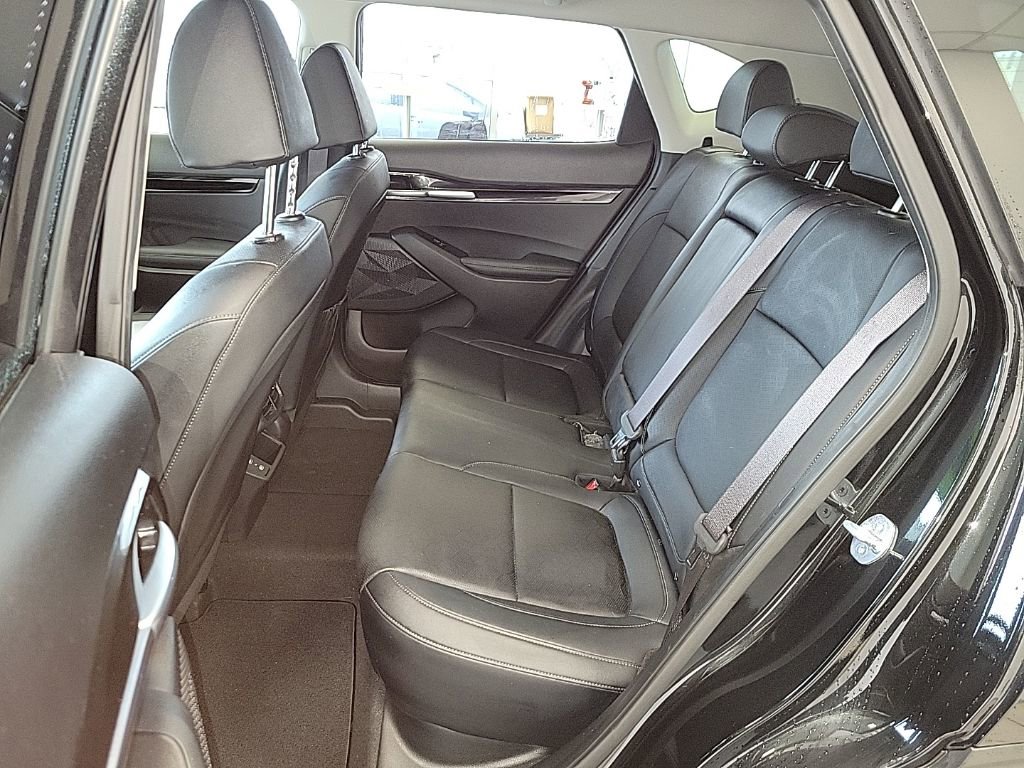 Used 2024 Kia Seltos EX image 12