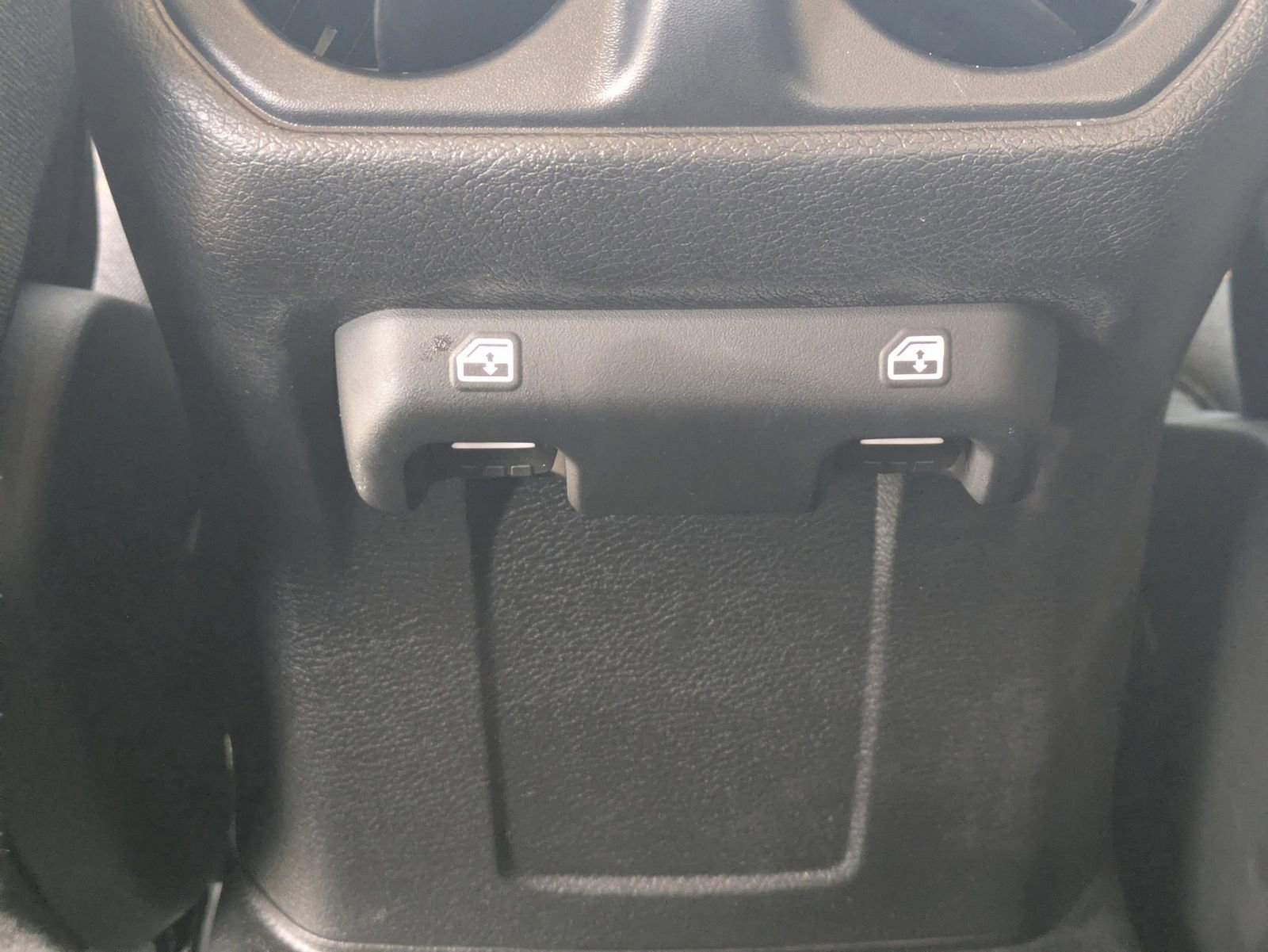 Used 2024 Jeep Gladiator Sport image 21