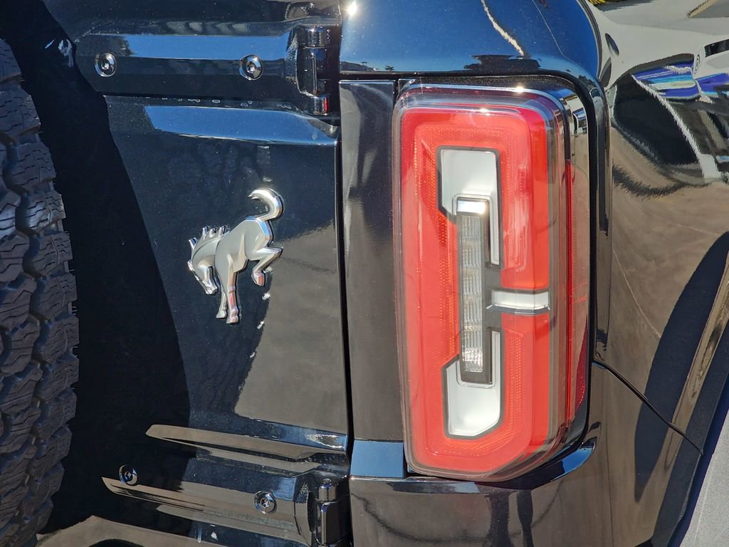 New 2025 Ford Bronco Outer Banks w/ Sasquatch Package image 40