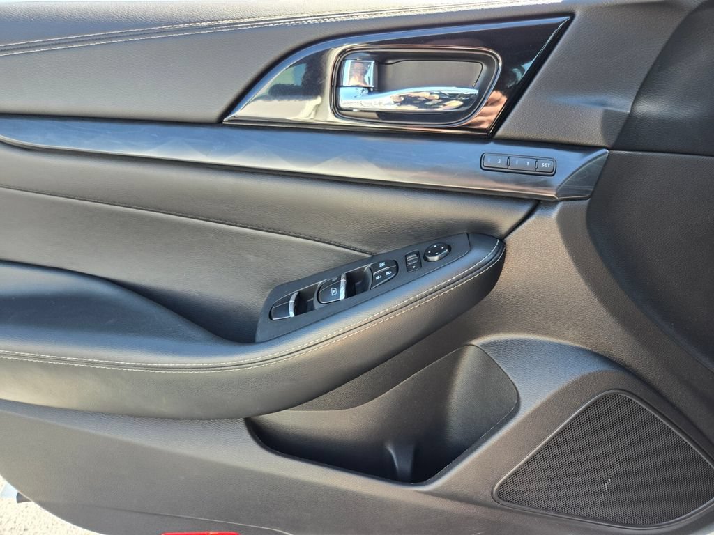Certified 2023 Nissan Maxima Platinum w/ Sport Mat Group FWD image 36