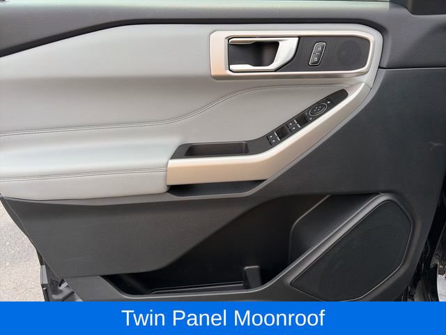 Used 2024 Ford Explorer XLT w/ Equipment Group 202A AWD/4WD image 19