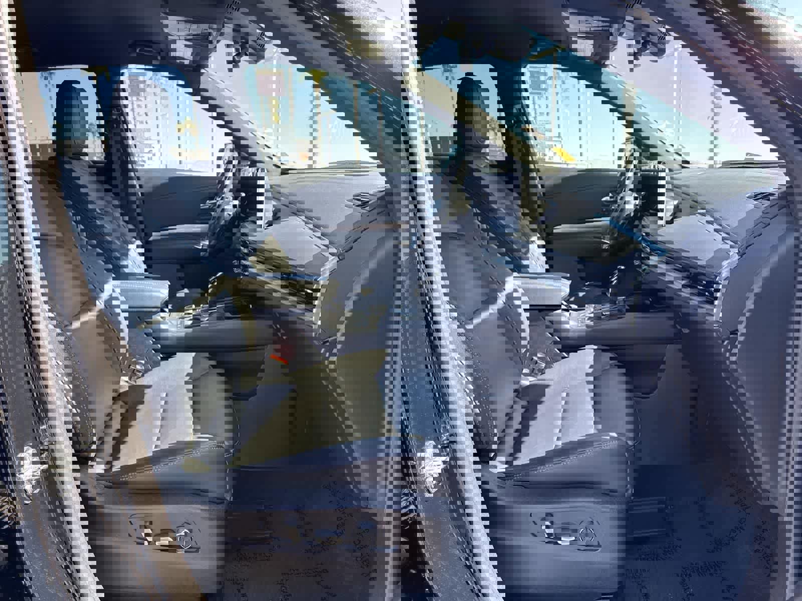 Used 2024 Cadillac XT4 Premium Luxury image 37