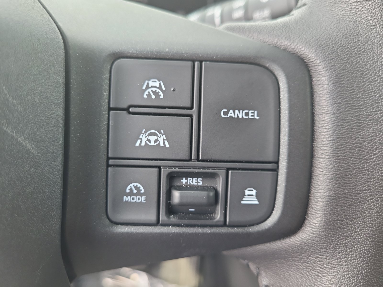 Used 2026 Toyota RAV4 XLE Premium AWD/4WD image 30
