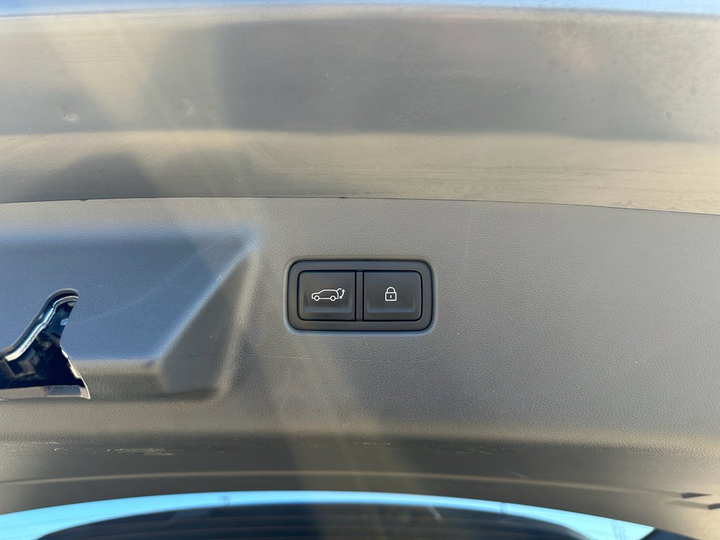 Used 2025 Hyundai Santa Fe SEL image 27