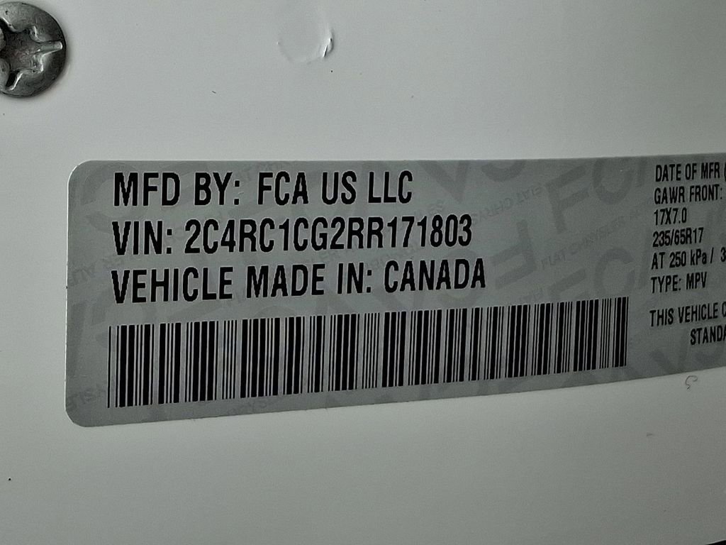 Used 2024 Chrysler Voyager LX image 27