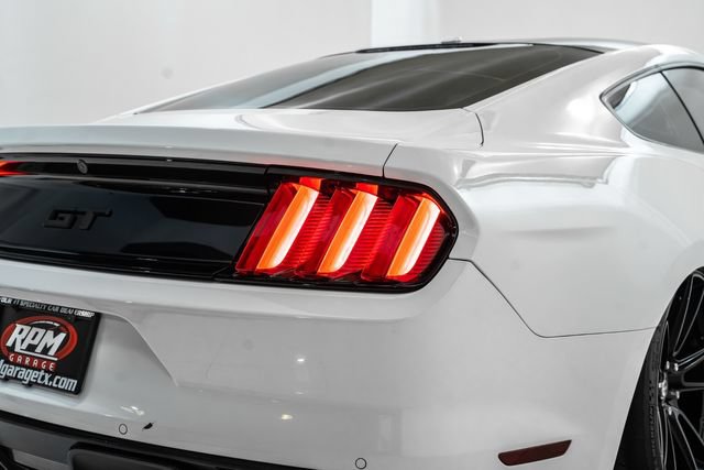 Used 2016 Ford Mustang GT Premium w/ GT Performance Package RWD image 12