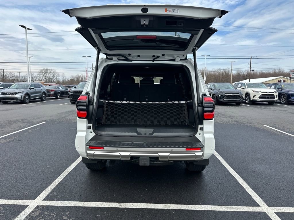 Used 2025 Toyota 4Runner Limited w/ Tow Technology Package image 11