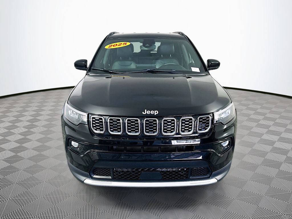 Certified 2025 Jeep Compass Limited AWD/4WD image 4