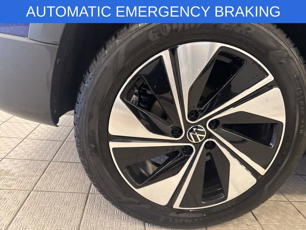 Used 2023 Volkswagen Taos SE image 9