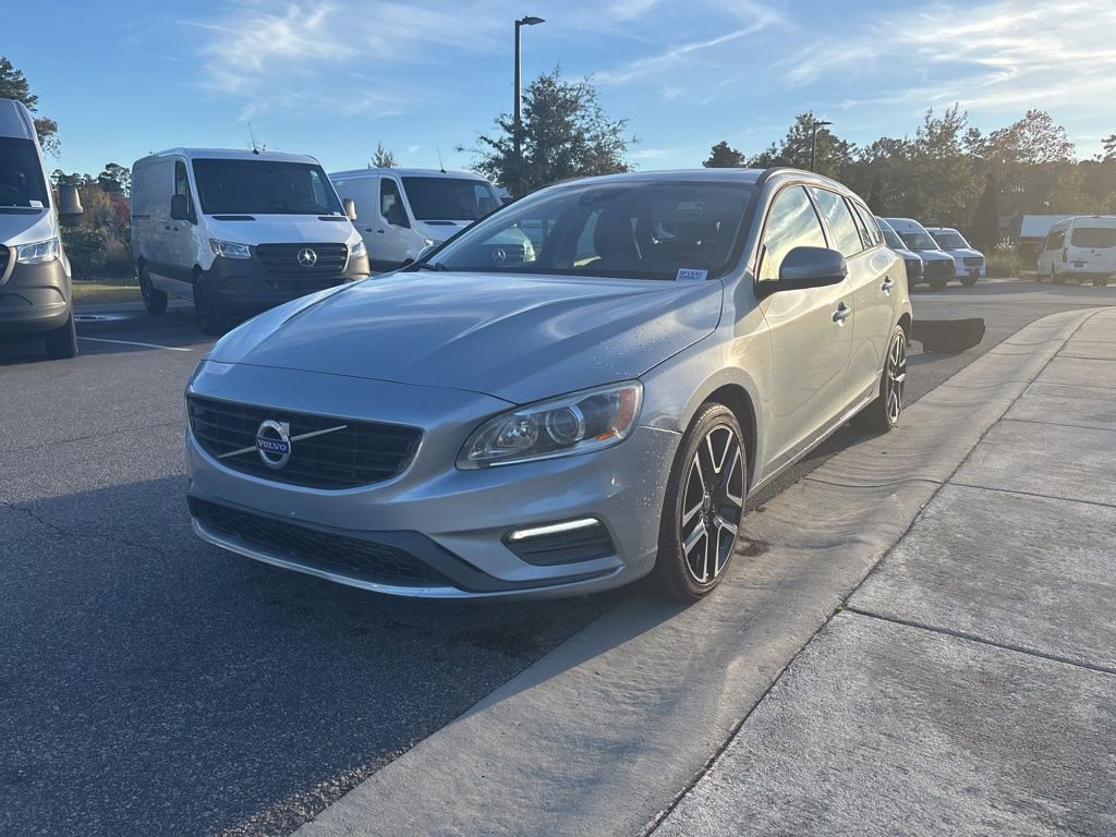 Used 2018 Volvo V60 T5 Dynamic w/ Vision Package image 8
