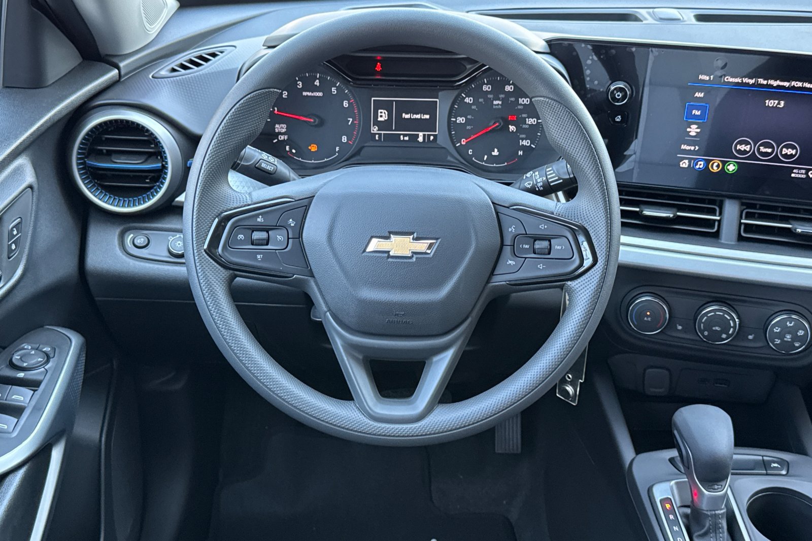 New 2026 Chevrolet Trax LS w/ LS Convenience Package FWD image 13