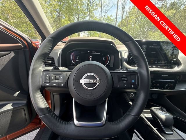 Certified 2022 Nissan Rogue Platinum w/ Head-Up Display Package AWD/4WD image 14