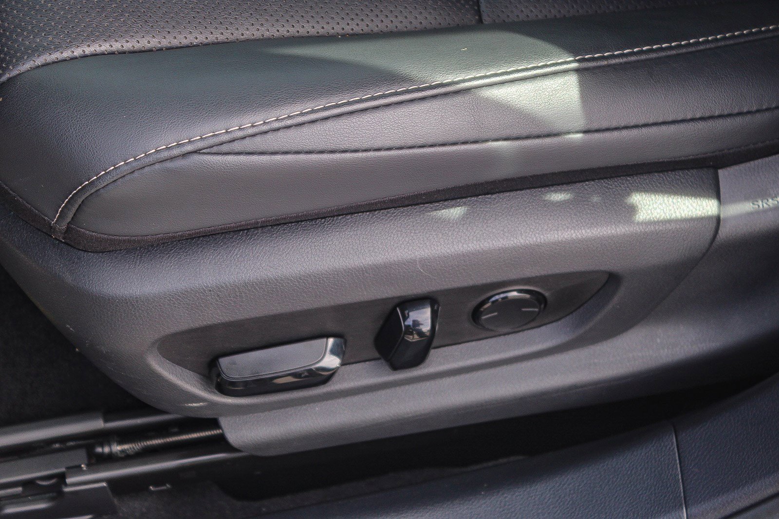 Used 2020 Lexus ES 350 w/ Premium Package image 22