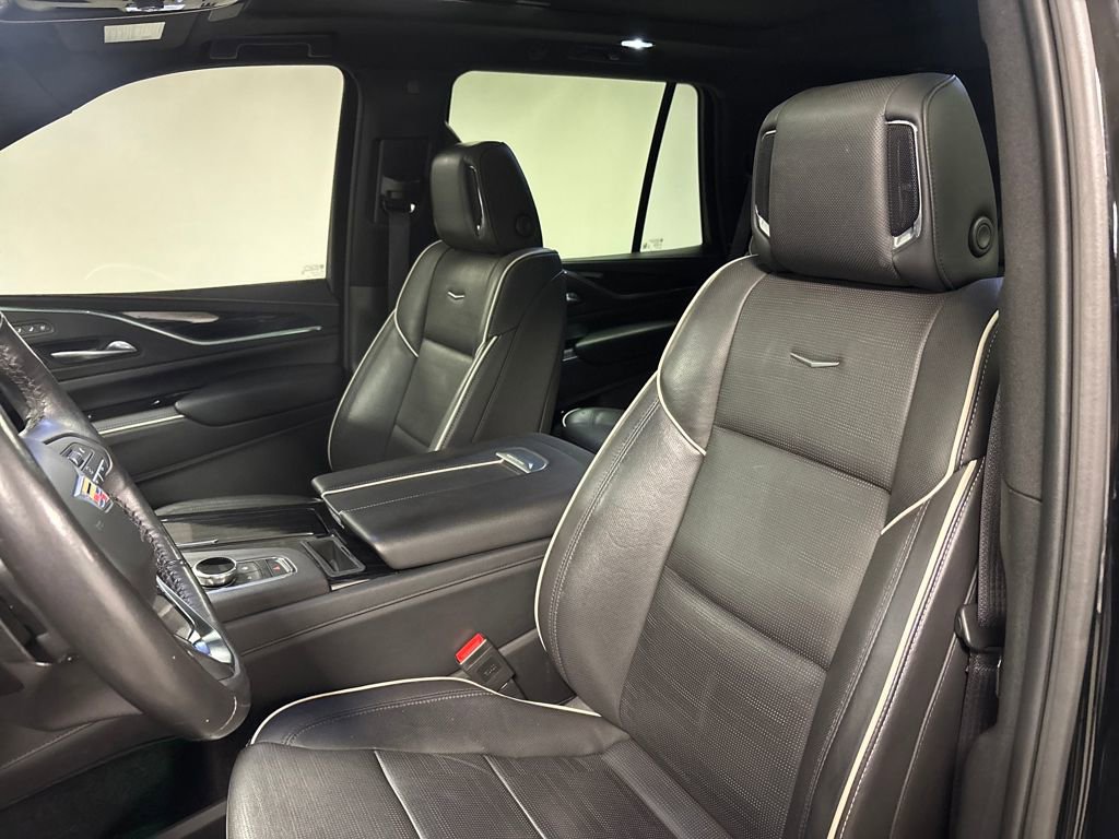 Certified 2024 Cadillac Escalade Sport image 28