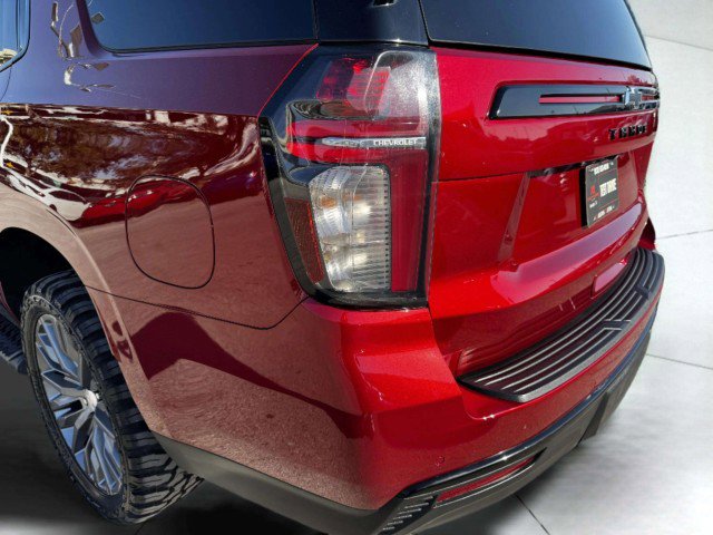 Used 2023 Chevrolet Tahoe Z71 w/ Luxury Package AWD/4WD image 16