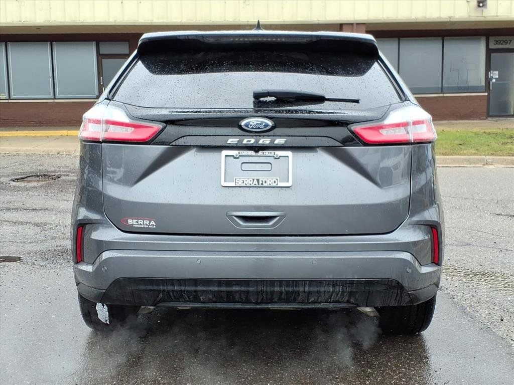 Used 2024 Ford Edge ST-Line image 4
