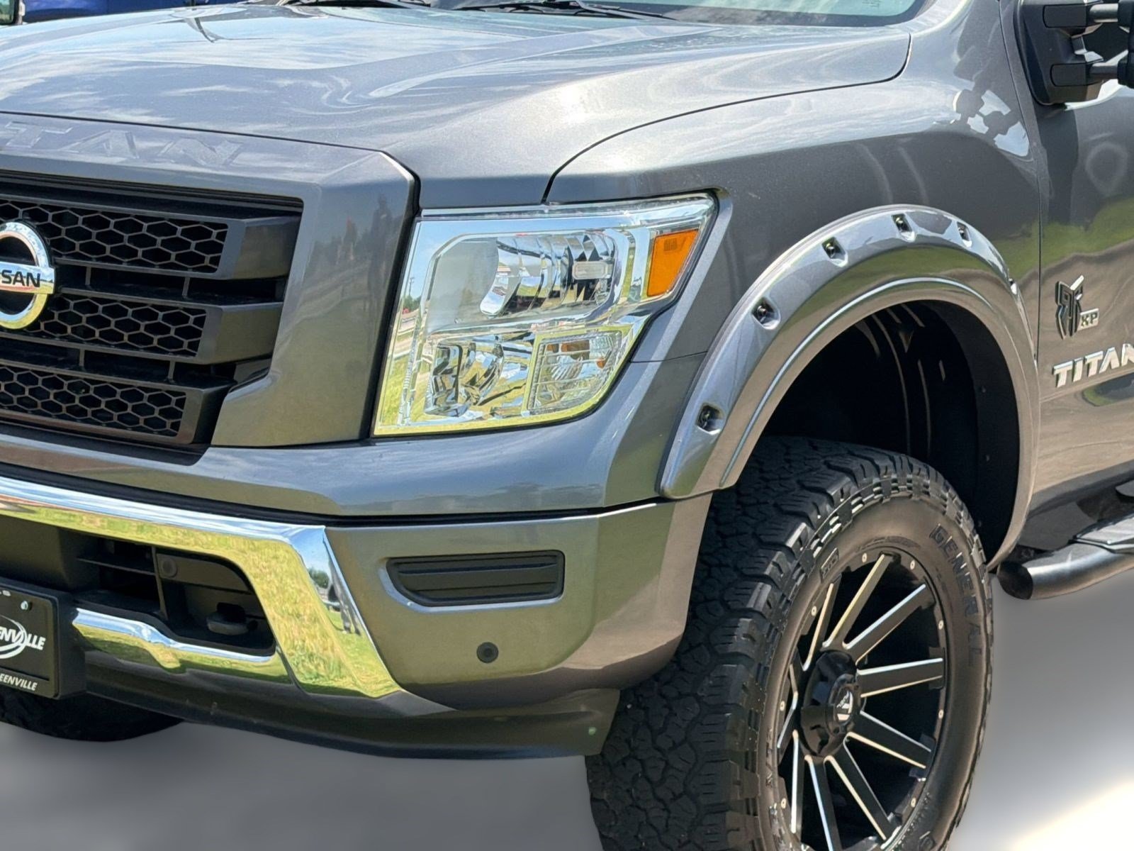 Used 2020 Nissan Titan SV w/ SV Convenience Package AWD/4WD image 12