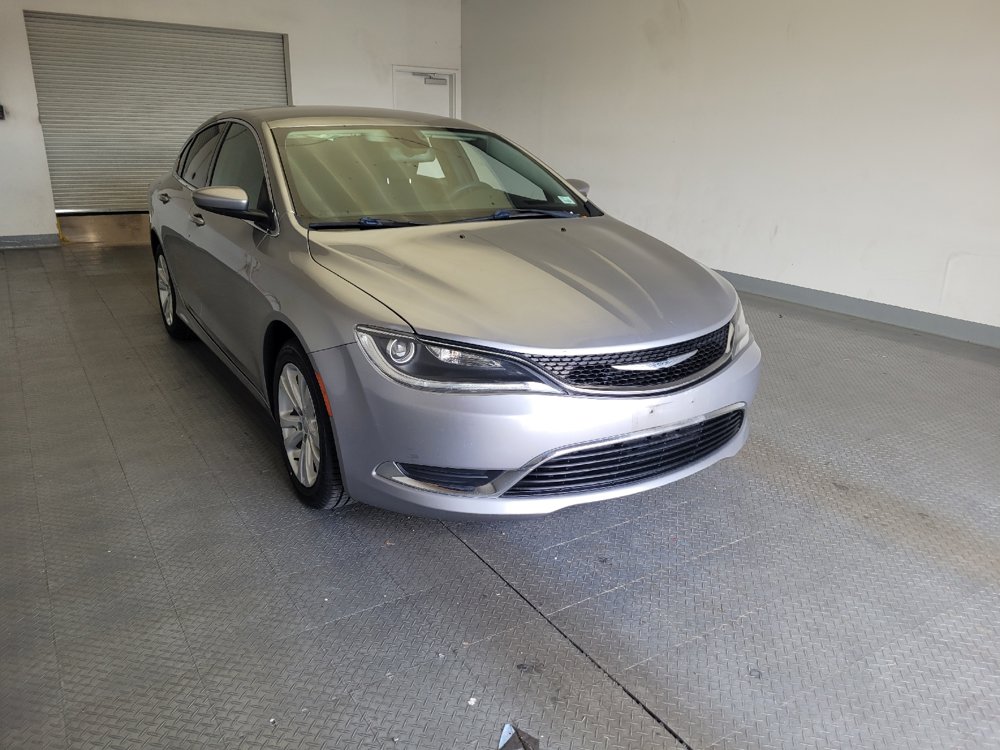 Used 2015 Chrysler 200 Limited FWD image 13