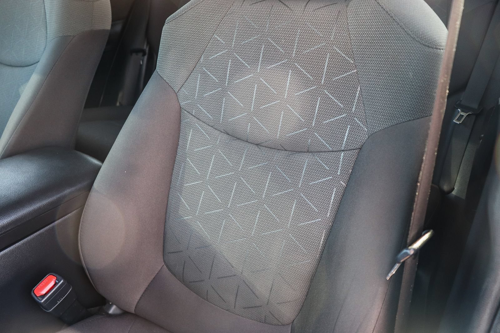 Certified 2024 Toyota RAV4 XLE FWD image 31
