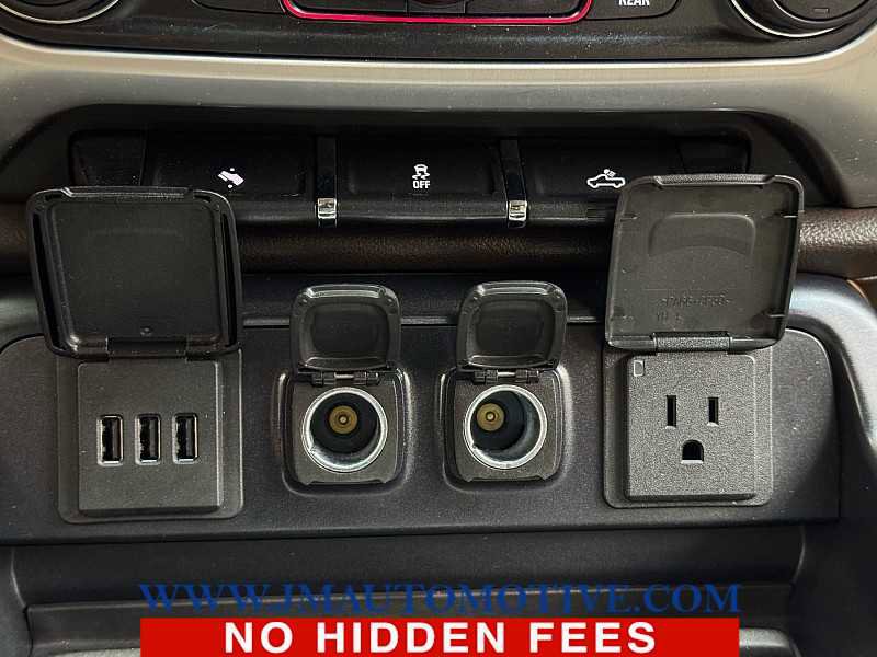 Used 2015 GMC Sierra 1500 SLT w/ SLT Crew Cab Value Package image 35