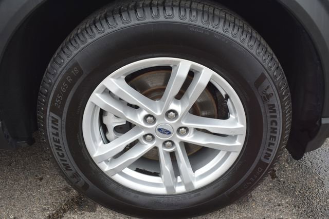 Used 2023 Ford Explorer XLT image 44