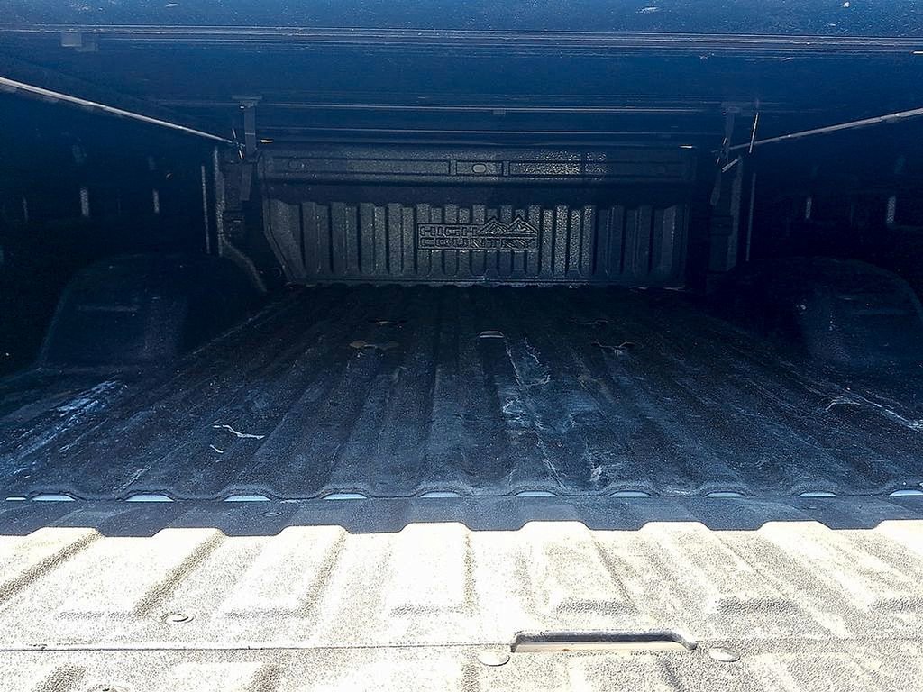 Used 2024 Chevrolet Silverado 2500 High Country w/ High Country Premium Package image 39