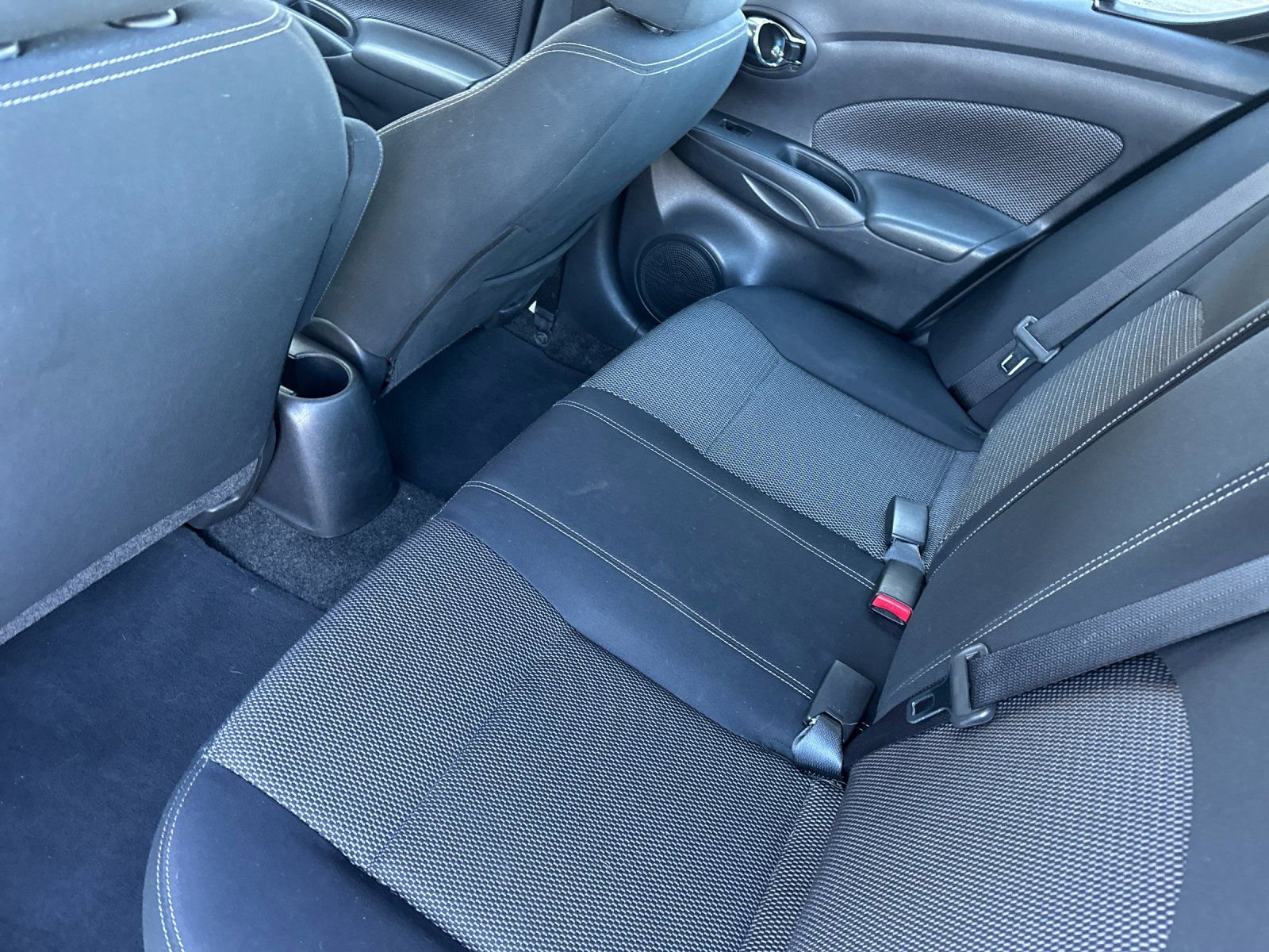 Used 2017 Nissan Versa SV image 11