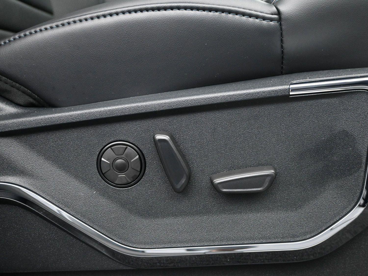 New 2026 Ford F250 Platinum image 10