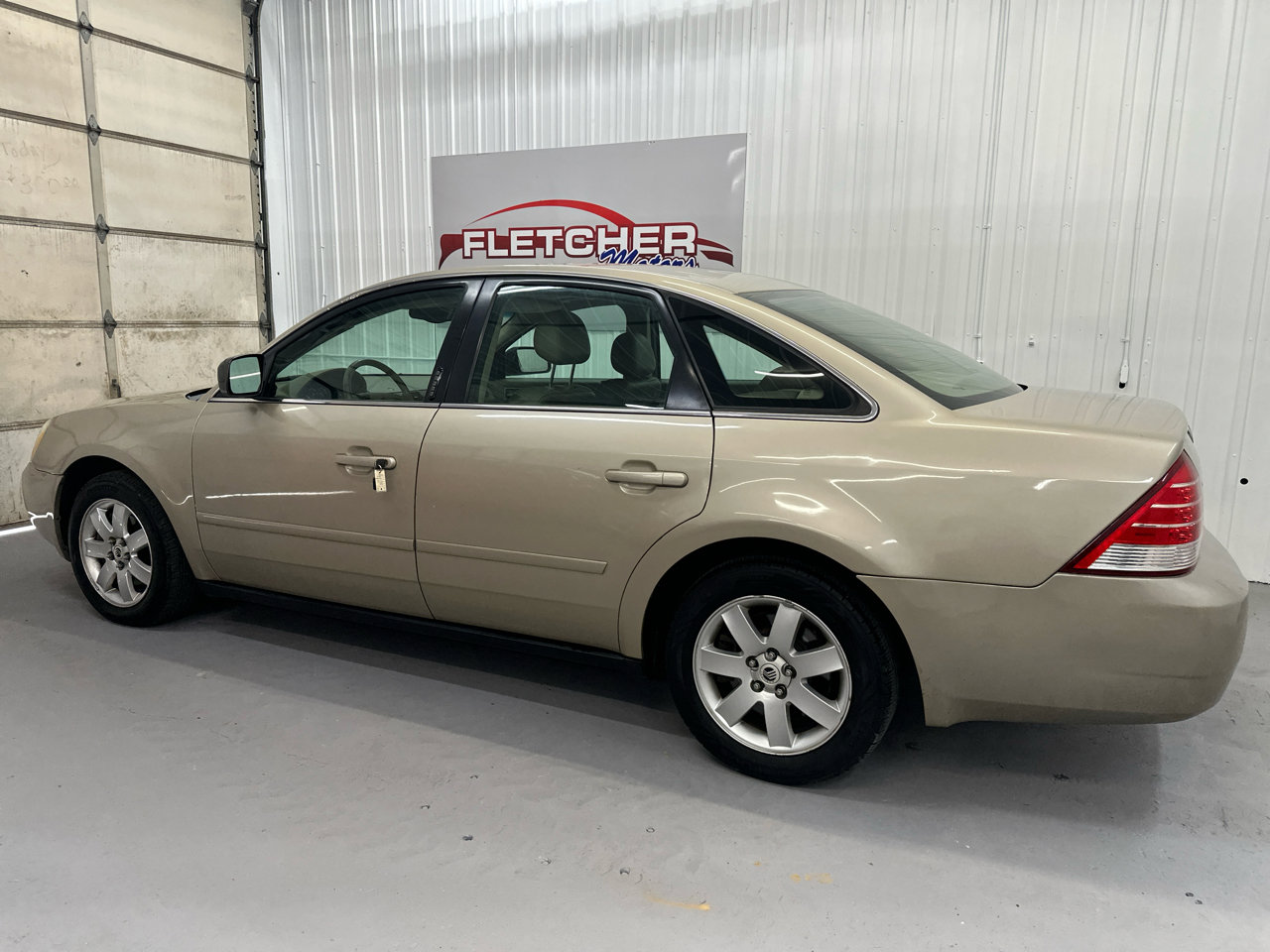 Used 2005 Mercury Montego Luxury image 7