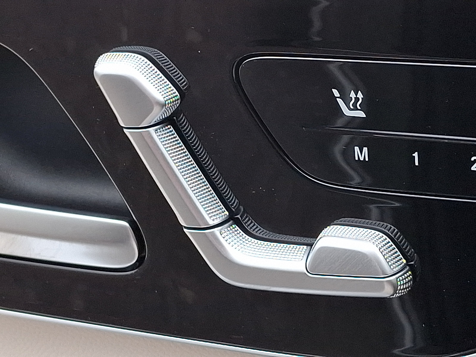 New 2026 Mercedes-Benz E 350 4MATIC Sedan image 20