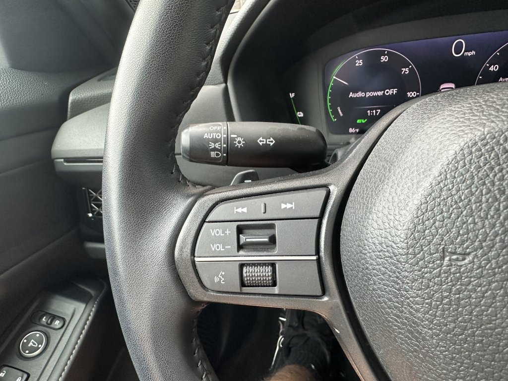 Used 2024 Honda Accord Sport image 17