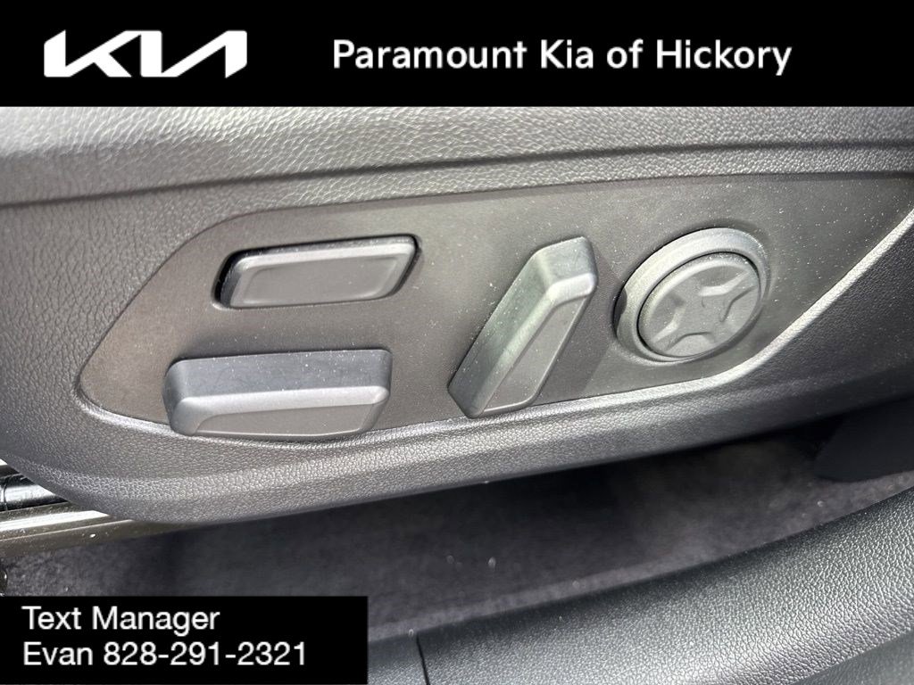 Used 2025 Kia Sorento SX Prestige image 23