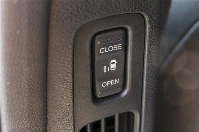 Used 2018 Honda Odyssey EX-L image 22